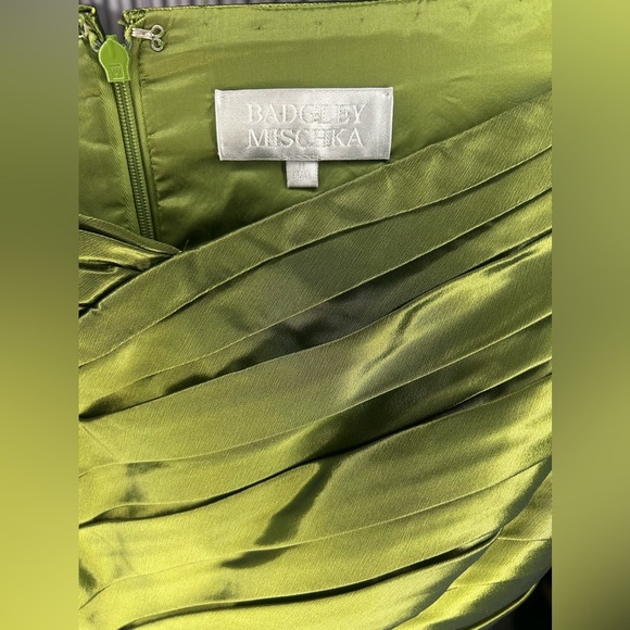 Women’s Badgley Mischka Vintage Green Long Maxi Polyester Designer Dress Size 8 - Picture 3 of 5